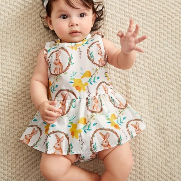 Easter 🐣 outfit. Adorable top with bloomer. - Picture 3 of 7